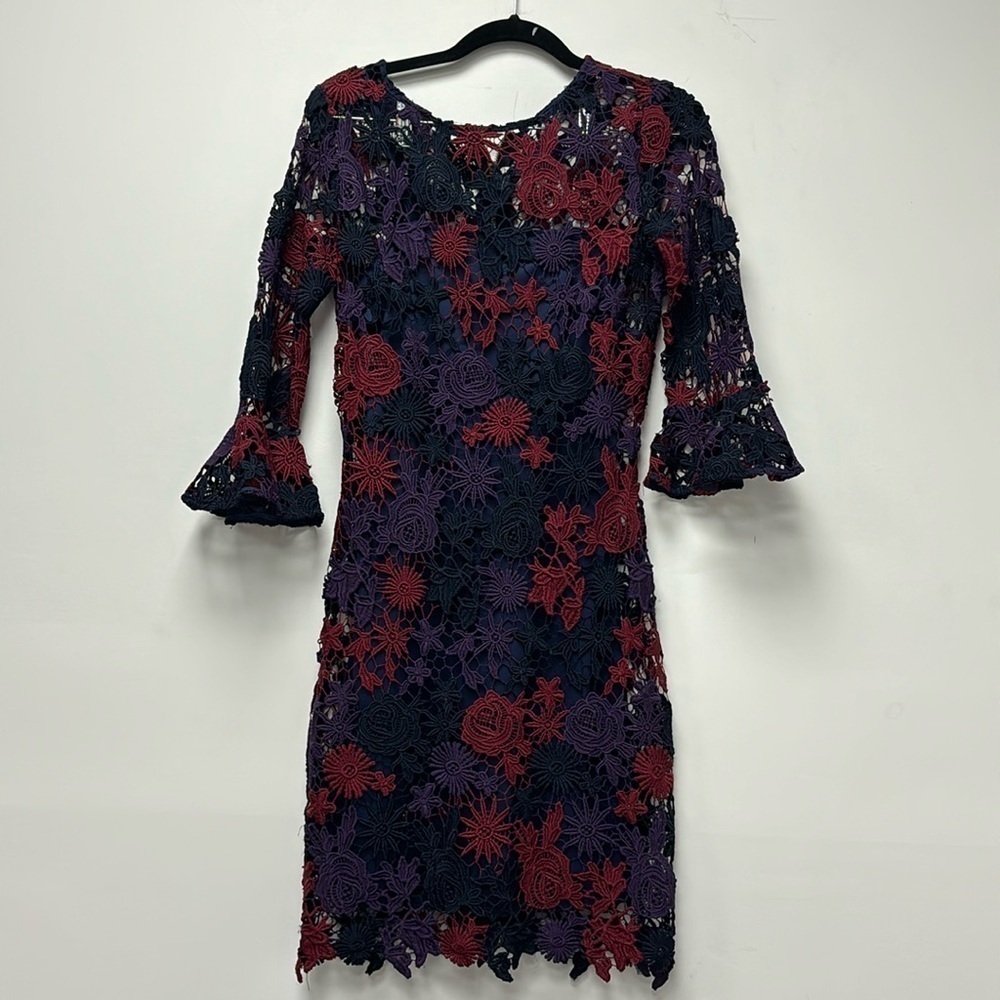 ALEXIA ADMOR Short floral lace dress size XS violet, red, blue colors